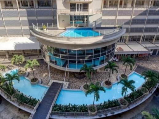 Luxurious Beach Apartment - The Sails Durban Esterno foto